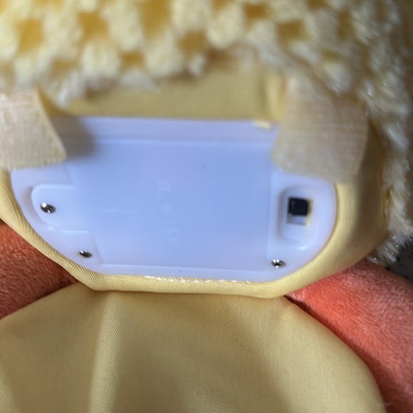 HALLMARK'S WACKY DOODLE DANDY " THE DUCK Easter NWT - Picture 6 of 6